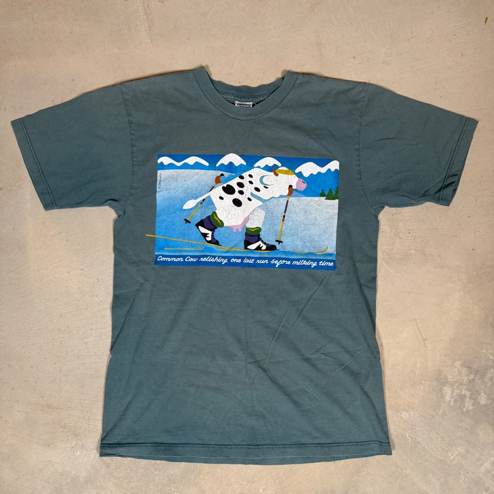 Vintage‎ Cows Prince Edward Island Skiing Cow Graphic T-Shirt Mens Medium Teal